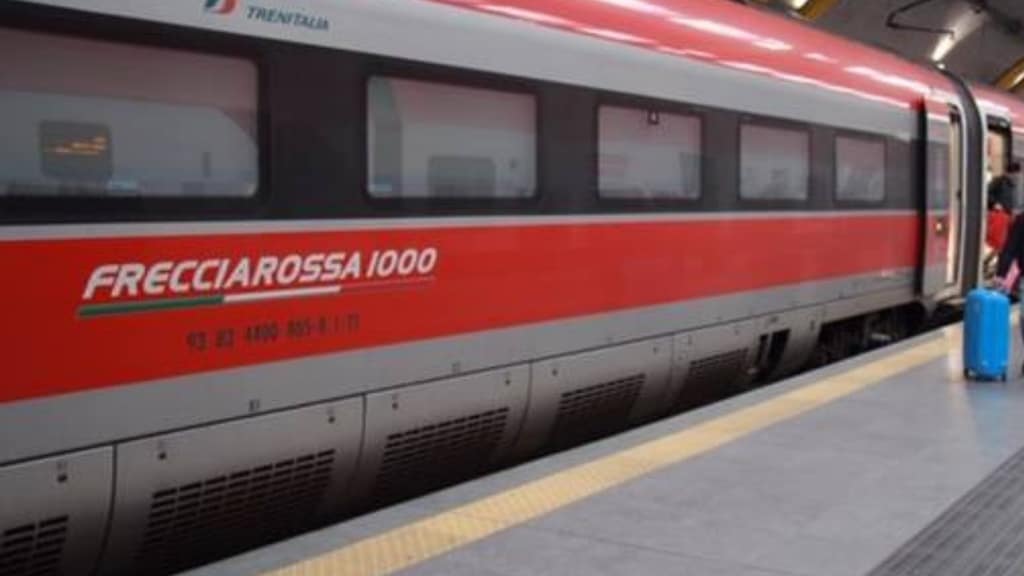 Treno soppresso, tasso alcolemico dei macchinisti quattro volte piu alto del limite consentito