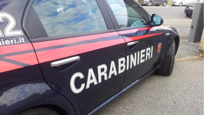 Catania, arrestato 36enne: ha costretto la moglie ad atti sessuali col figlio 12enne