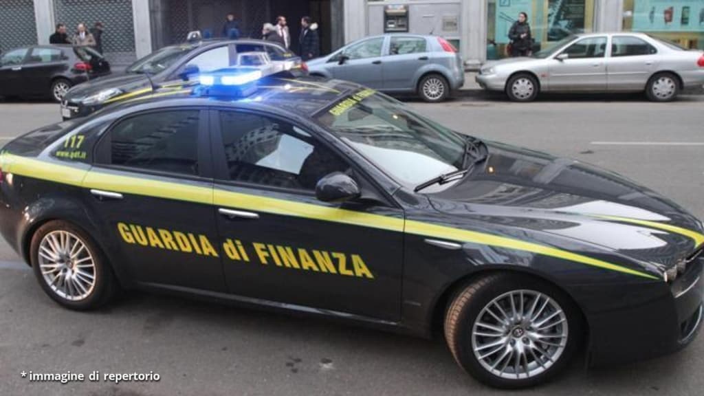 Torino: Fiamme Gialle seuqestrano mezzo chilo idi shaboo, la droga dei kamikaze