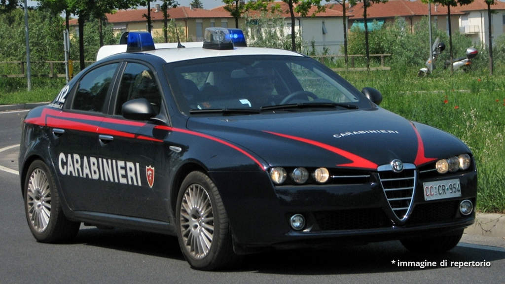 auto dei carabinieri