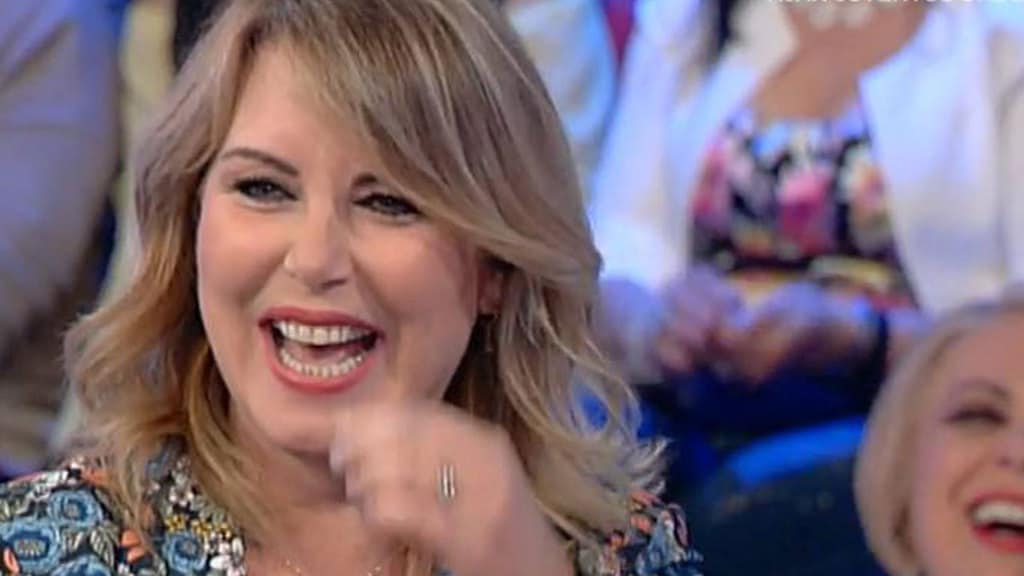 Monica Leofreddi confessa alla Balivo: "Sono Stata con Antonello Venditti"