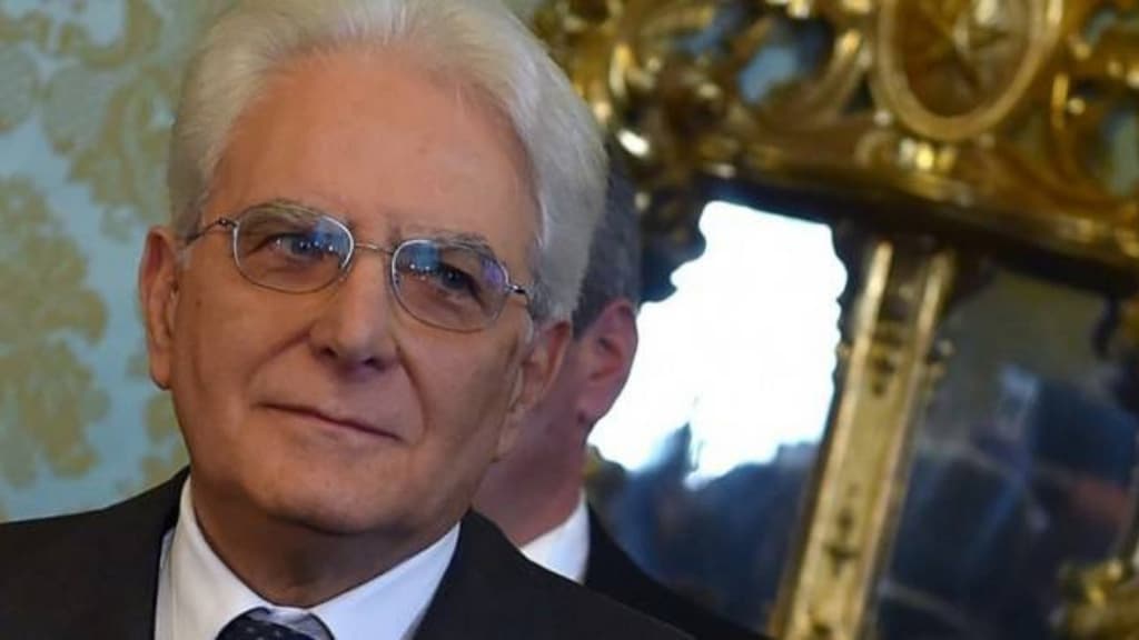 primo piano di sergio mattarella