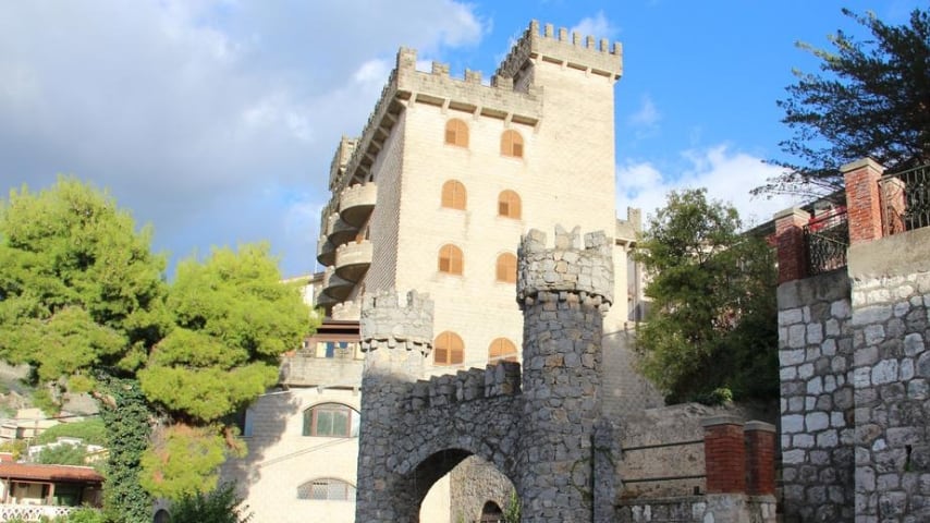 Hotel il castello di Giuliano. Immagine: Sito Booking