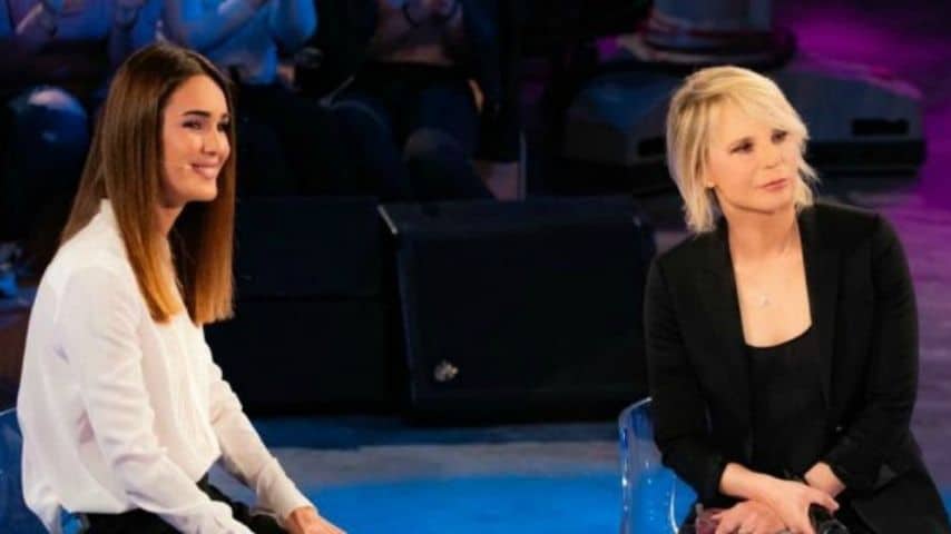 Maria De Filippi e Silvia Toffanin nello studio di Amici