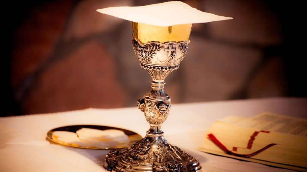 calice sull'altare