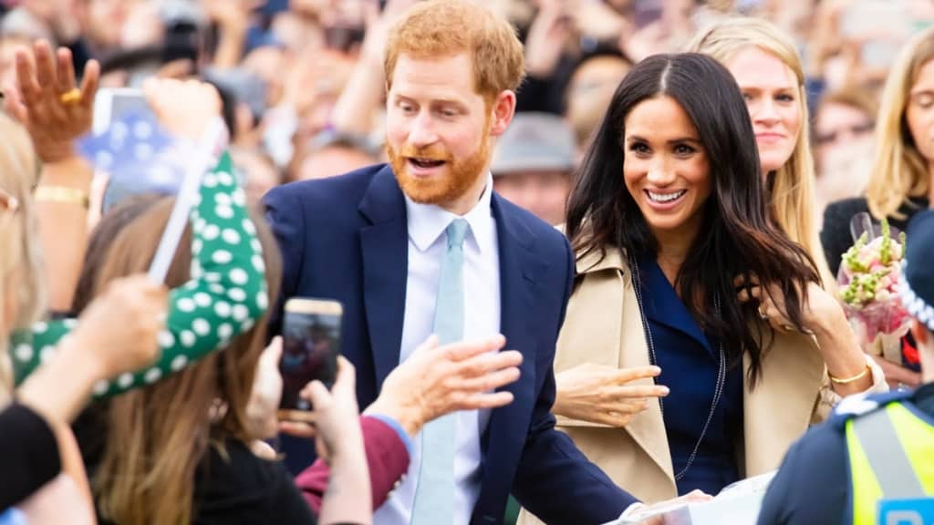 harry e meghan tra la folla