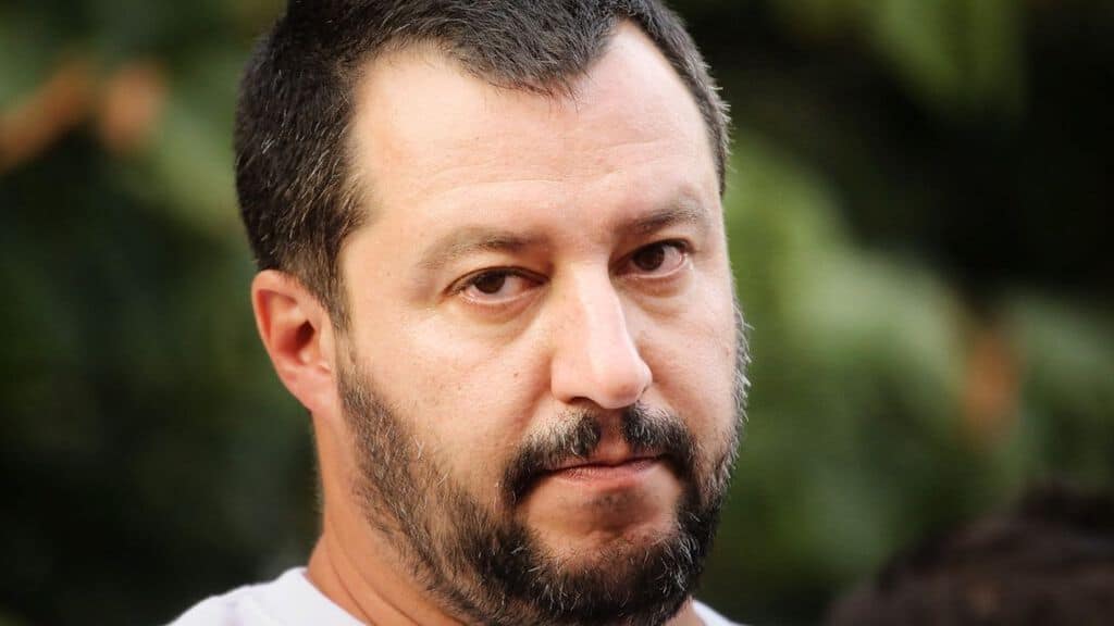 primo piano di matteo salvini