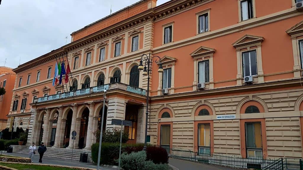 facciata del policlinico umberto I