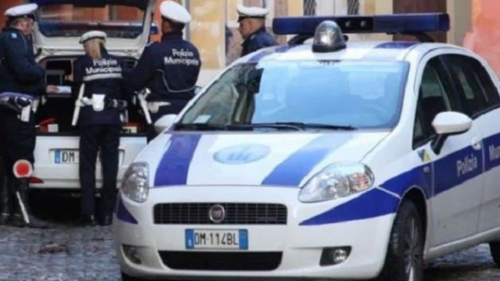 volante polizia municipale