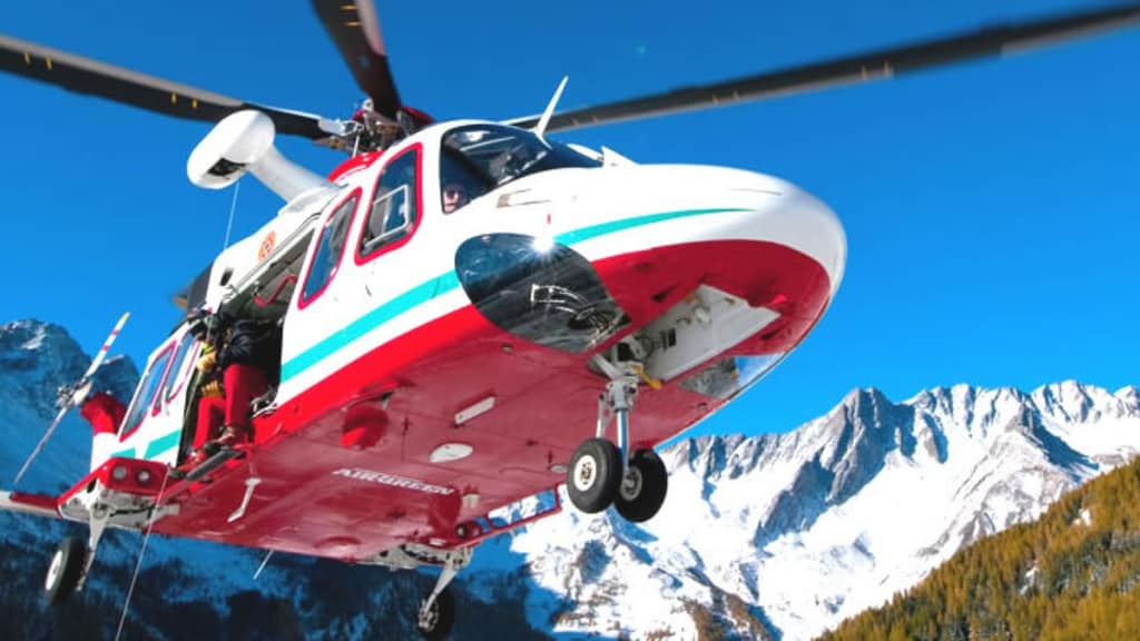 elicottero del soccorso alpino