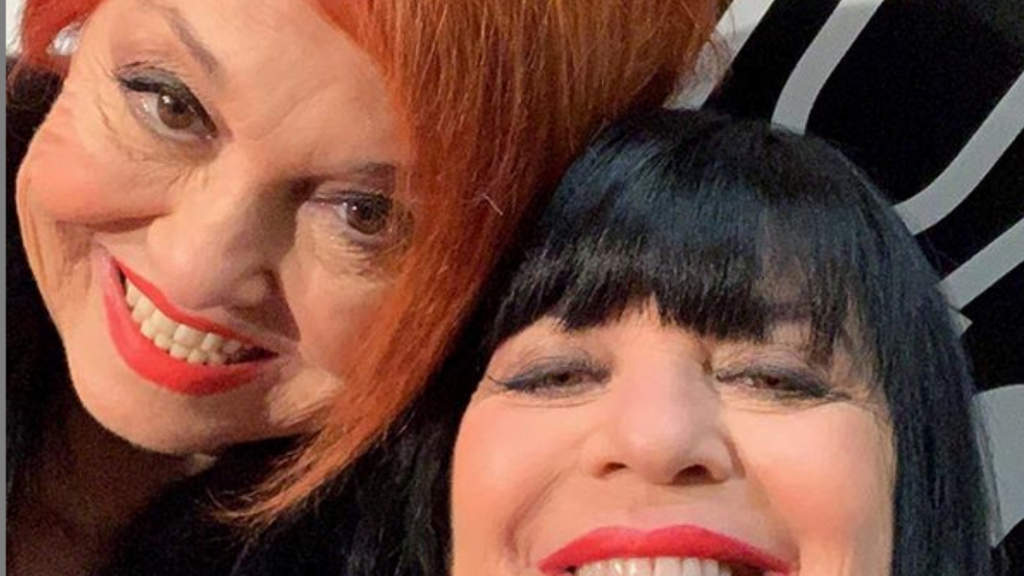 selfie di wanna marchie e stefania nobile