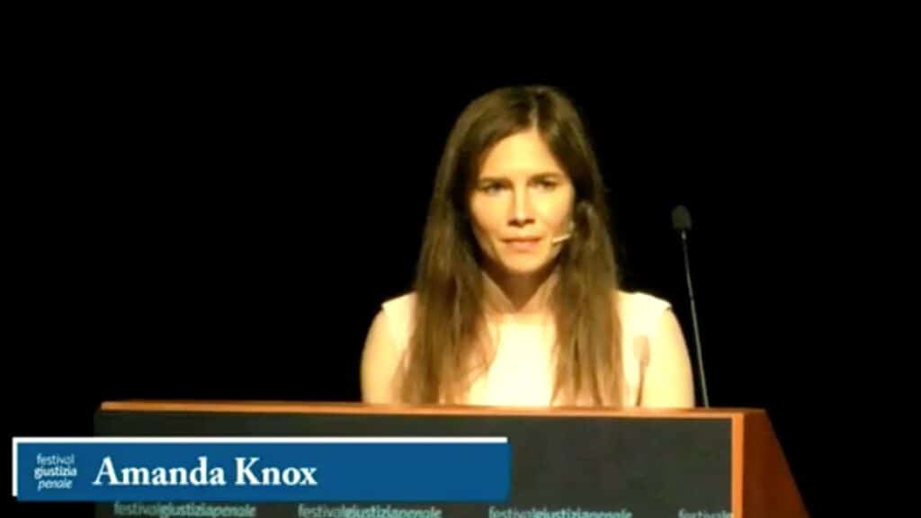 Amanda Knox al Festival della giustizia penale di Modena