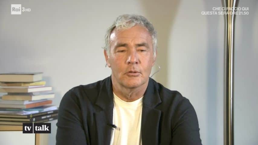 Il giornalista ospite in collegamento su Tv Talk. Immagine: Puntata di Tv Talk