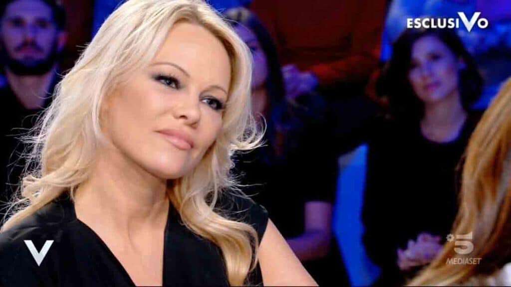 Primo piano di Pamela Anderson