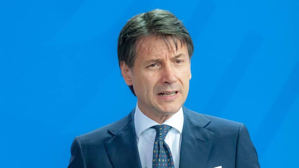 mezzobusto di conte