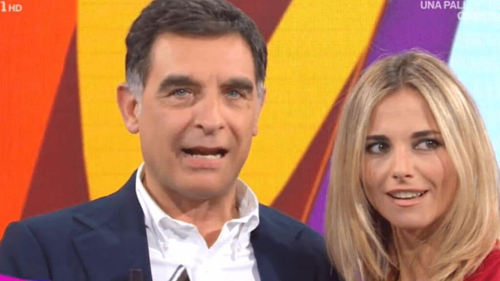 tiberio timperi e francesca fialdini in primo piano