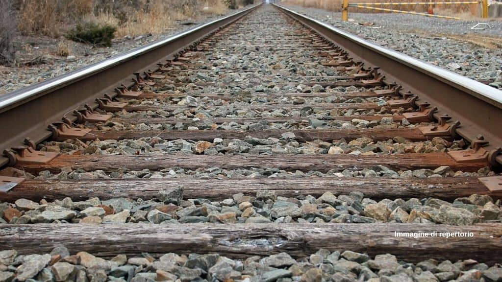 Binari deformati dal calore a Ginevra, treni bloccati e disagi(Immagine di repertorio)