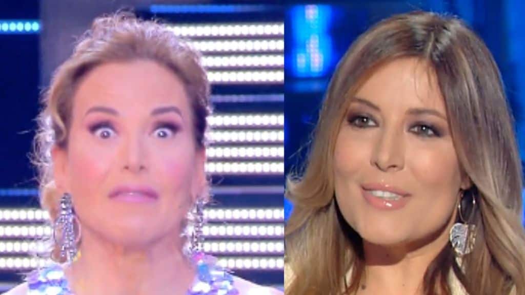 barbara d'urso in primo piano e selvaggia lucarelli