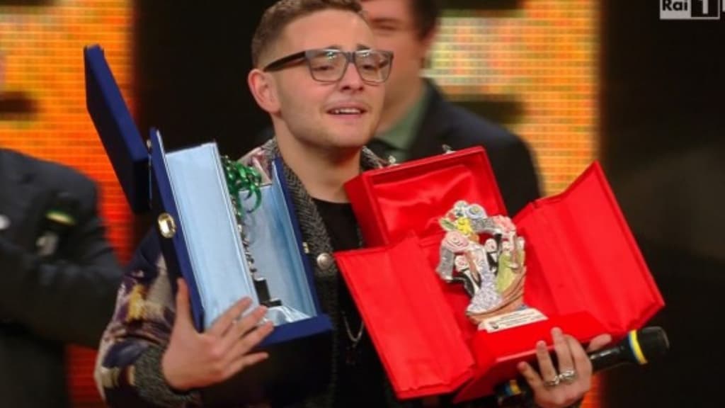 Rocco Hunt dice addio alla musica: "Mollo tutto"