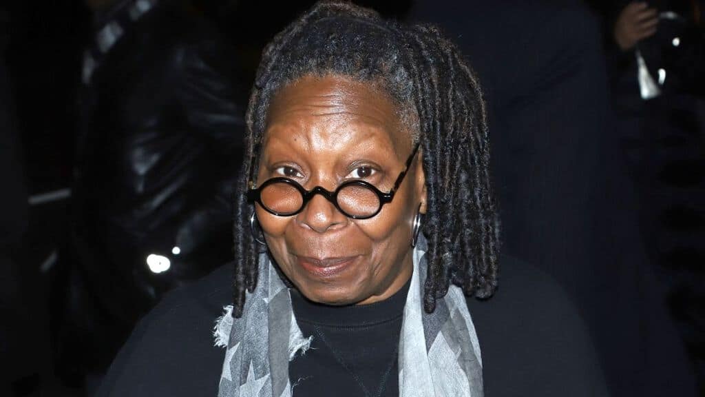 primo piano di whoopy goldberg