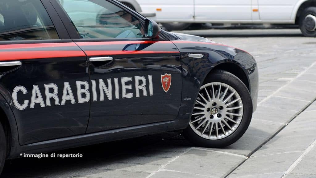 volante dei carabinieri