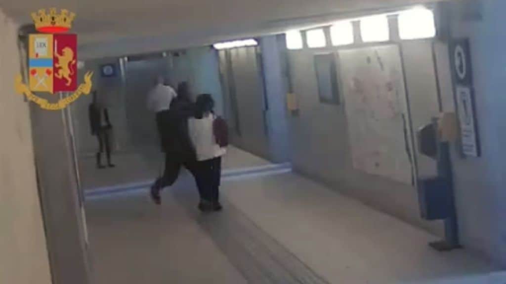 aggressione-sottopasso-stazione-lecco