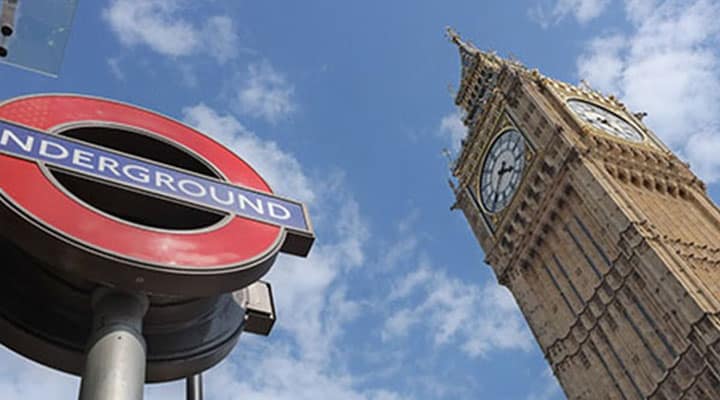 Big Ben e cartello Underground