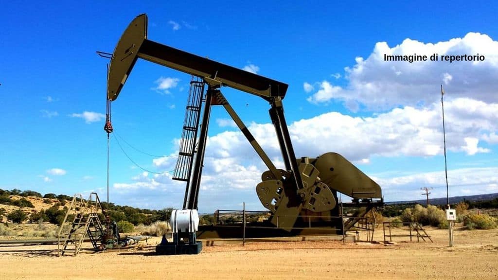 Grosso attacco con droni, rivendicato dai ribelli yemeniti, contro uno dei più grandi centri petroliferi arabi. Gli USA accusano l’Iran. Alta tensione fra le due nazioni, che a breve dovrebbero ridiscutere la questione sul nucleare (Immagine di repertorio)