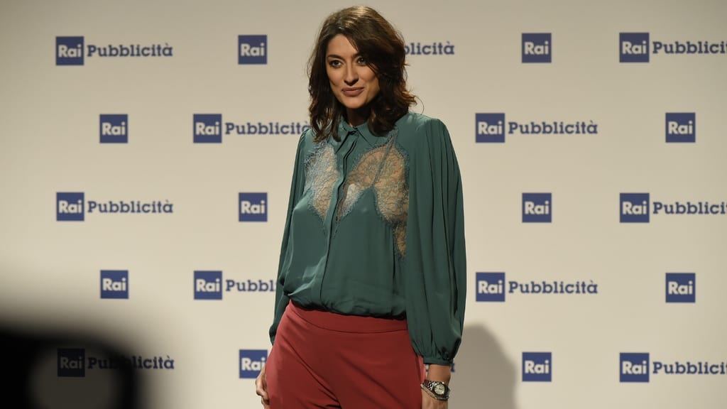 elisa isoardi