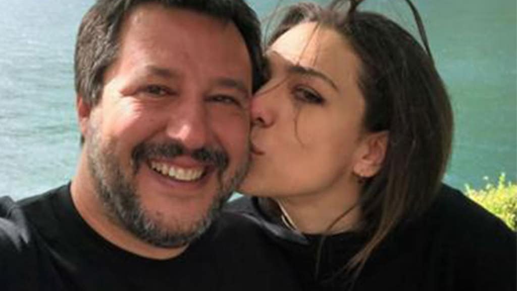 Salvini alla festa della Lega insieme a Francesca Verdini: smentita la crisi