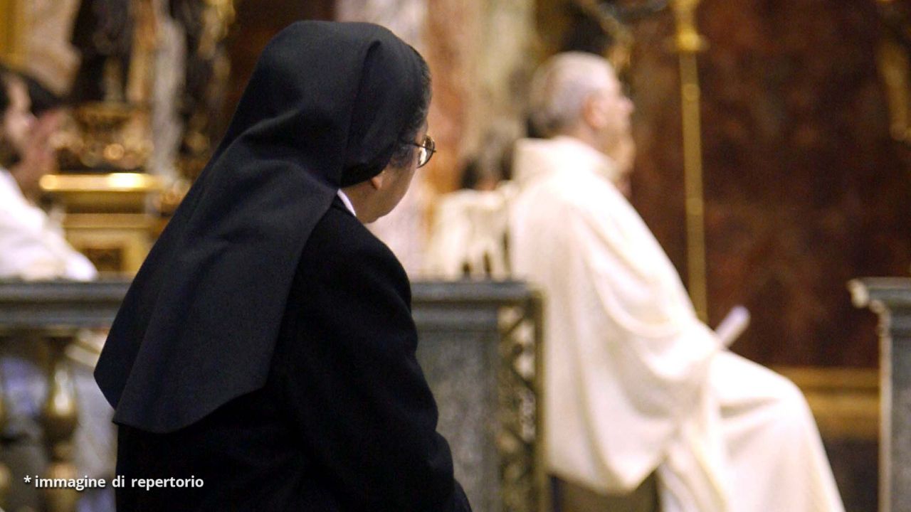 suora immagine di repertorio