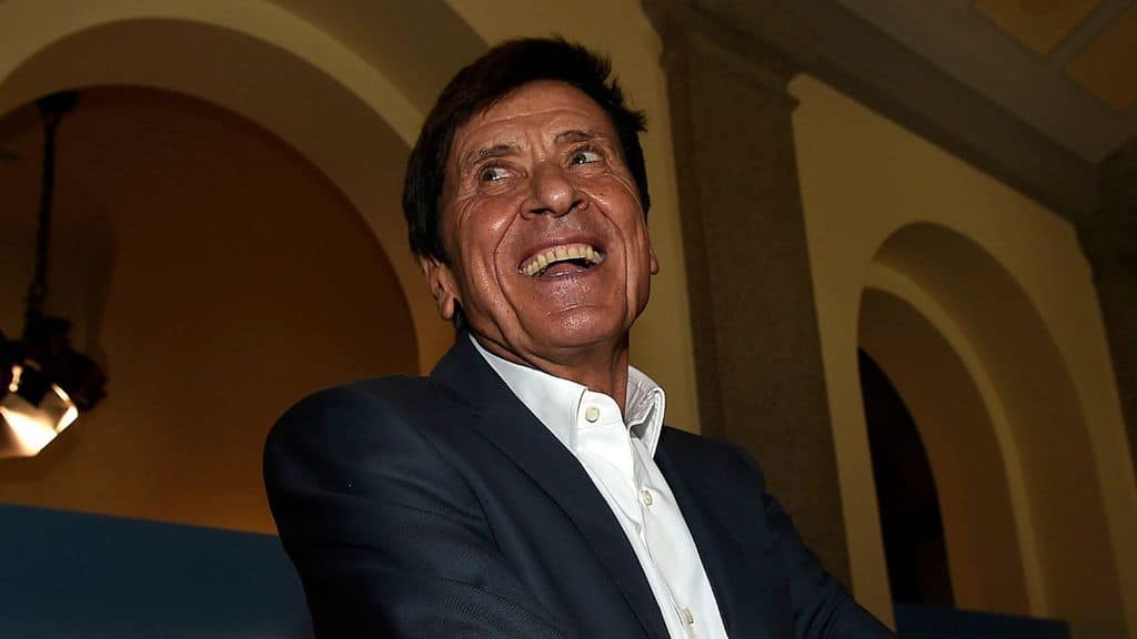 Gianno Morandi in piedi