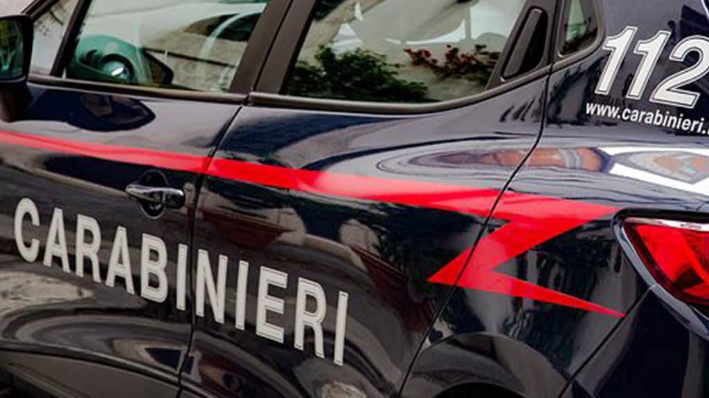 auto dei carabinieri