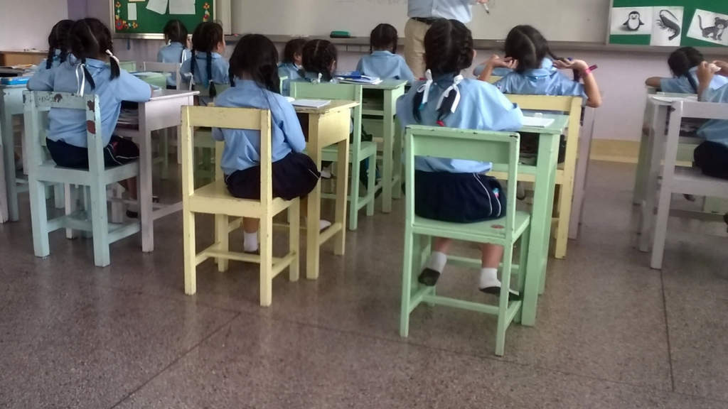 bimbi aula scuola