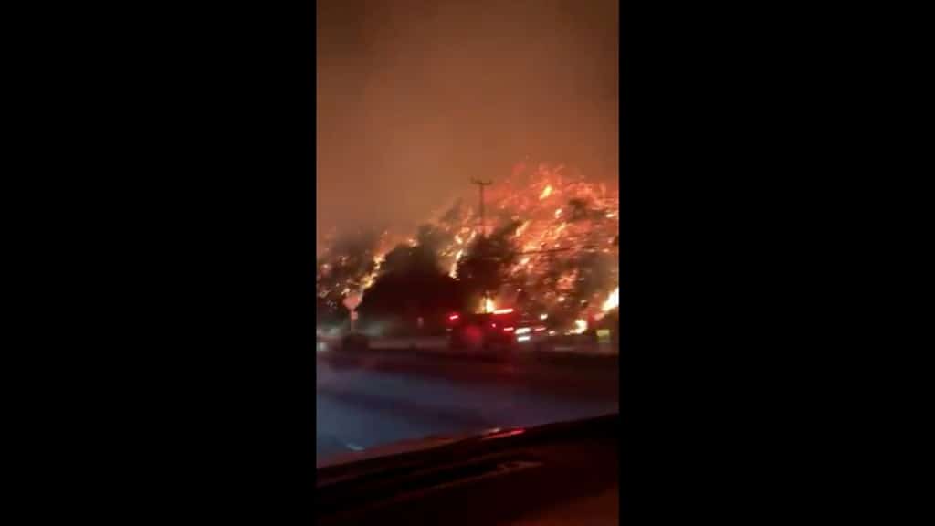 Incendi in California, allarme rosso estremo: è la prima volta che accade