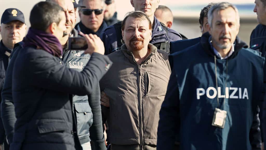 Cesare Battisti: ergastolo confermato