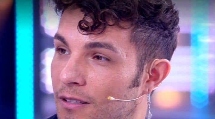 marco carta a live non è la d'urso