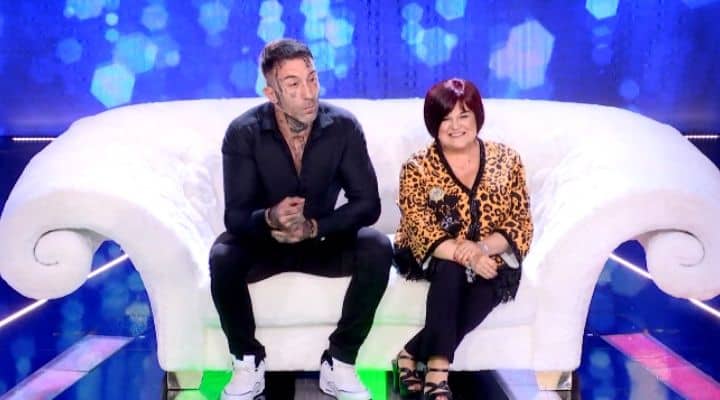 stefania pezzopane e simone coccia a live non è la d'urso