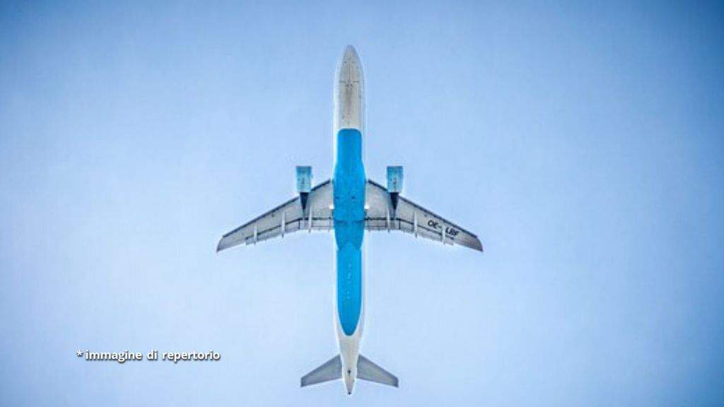 aereo in volo