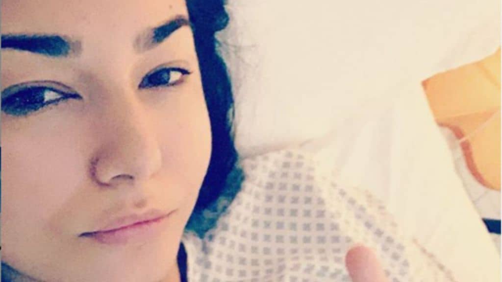 Elisa D'Ospina nel letto d'ospedale