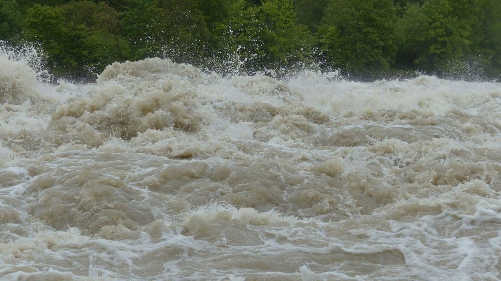 fiume in piena