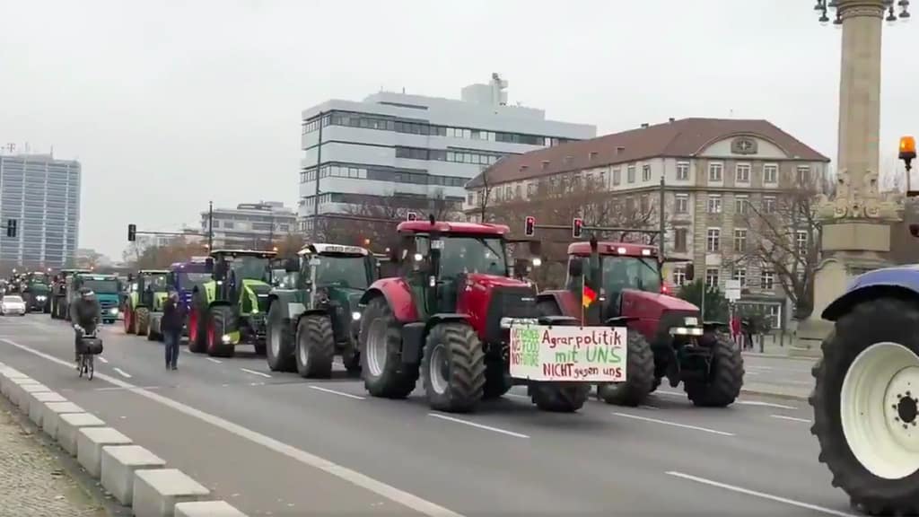 protesta trattori berlino