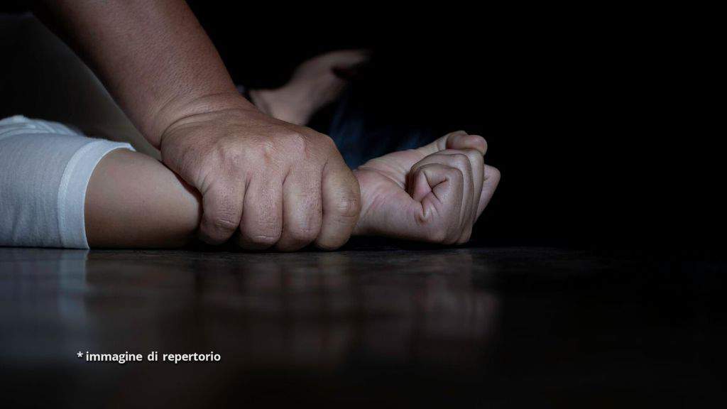 Risalente a un ragazzo di 3 anni più giovane