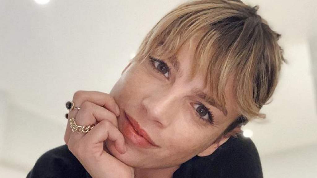 Emma sorpresa ai genitori per natale