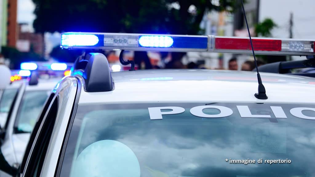 auto della polizia