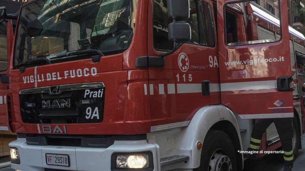 camion dei vigili del fuoco