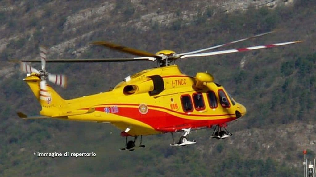 elicottero del soccorso alpino