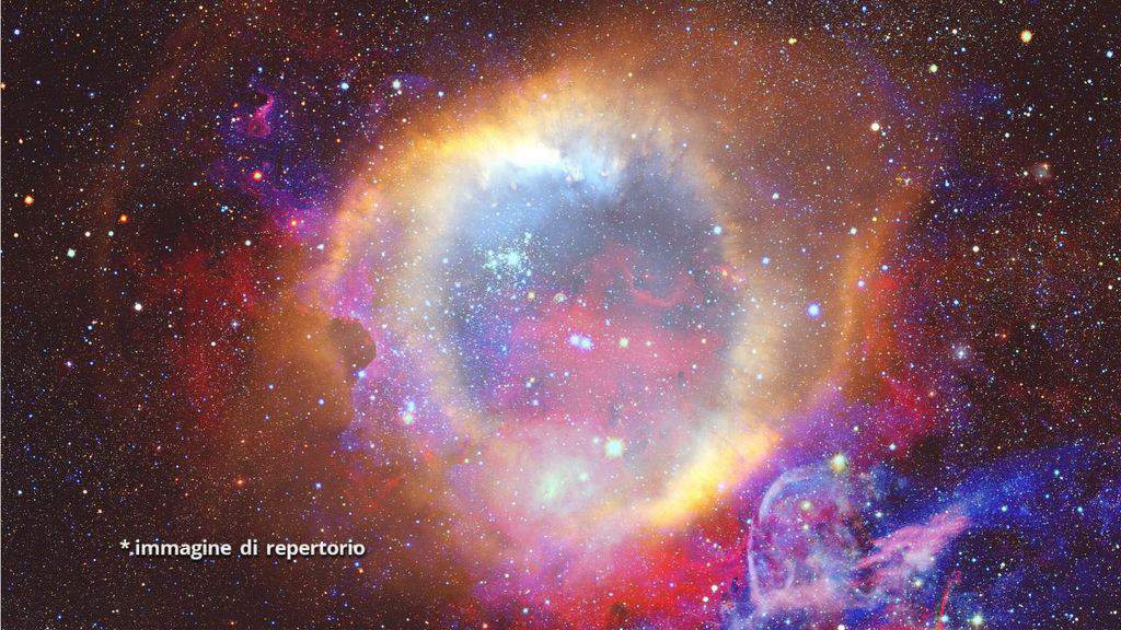 nuvole carbonio gassoso universo