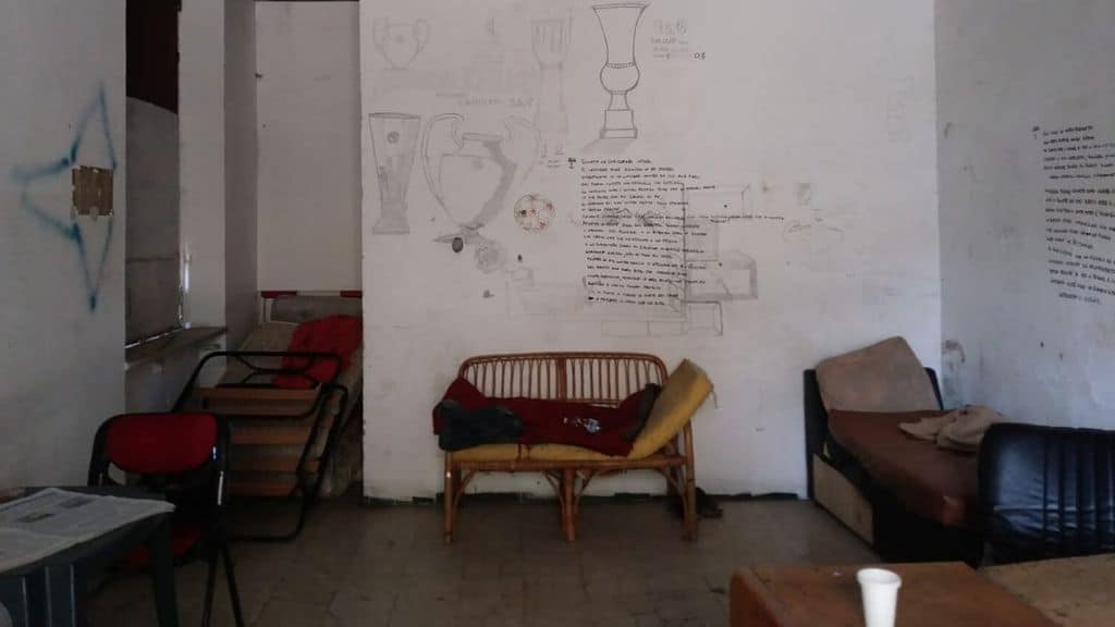 stanza del buco eroina del drop in collegno