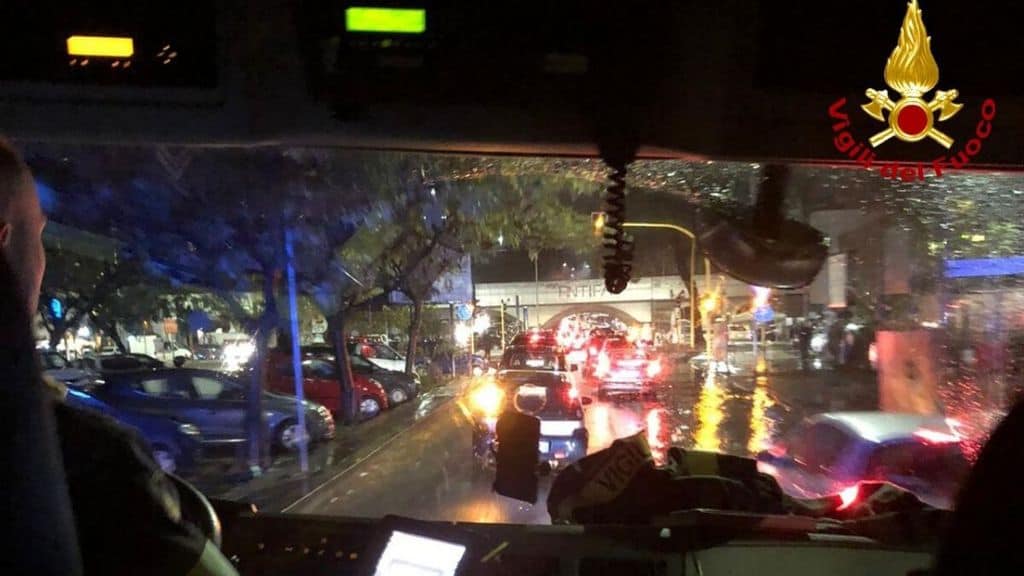 camion dei vigili del fuoco